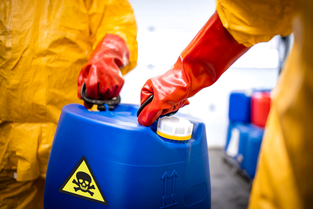 Emtek Metal | Chemical Storage Facilities