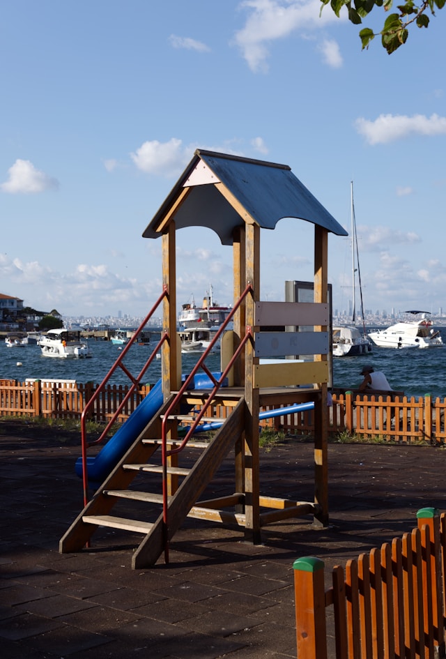 Emtek Metal | Playgrounds